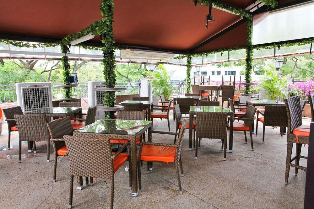 The Residence At Singapore Recreation Club Екстериор снимка